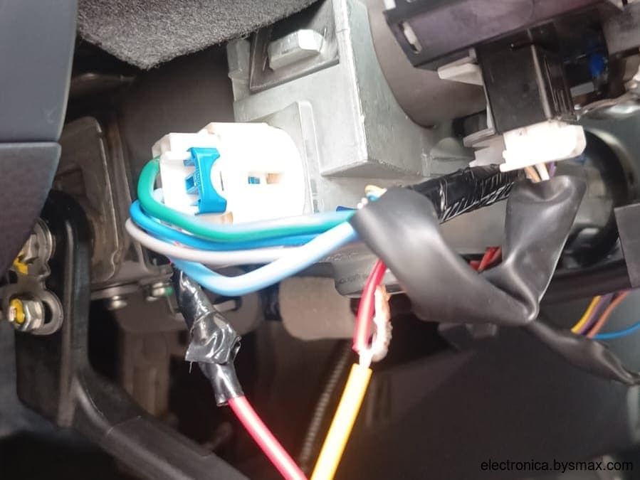 Paso 1: CORTE A IGNICION, CABLE ROJO EN EL SWICHE