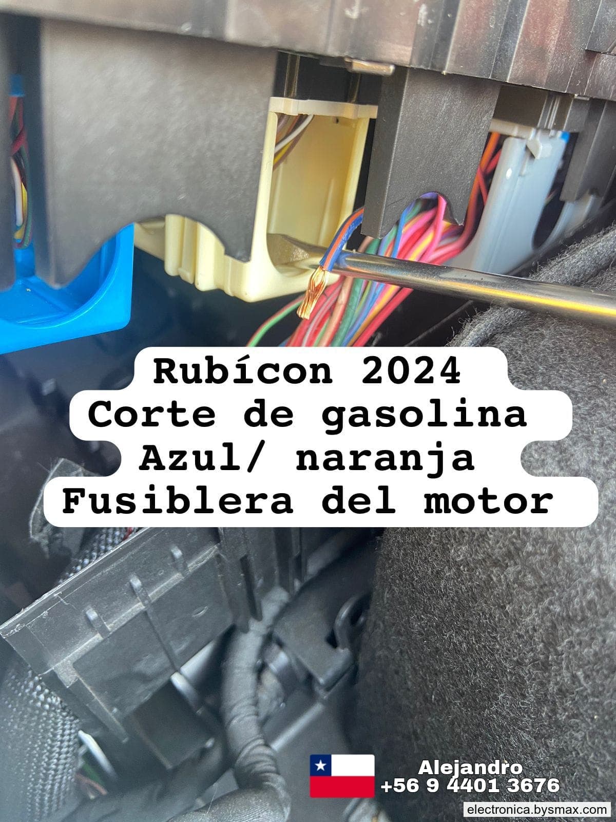 Paso 1: CORTE A LA BOMBA, CABLE COLOR AZUL CON FRANJA NARA