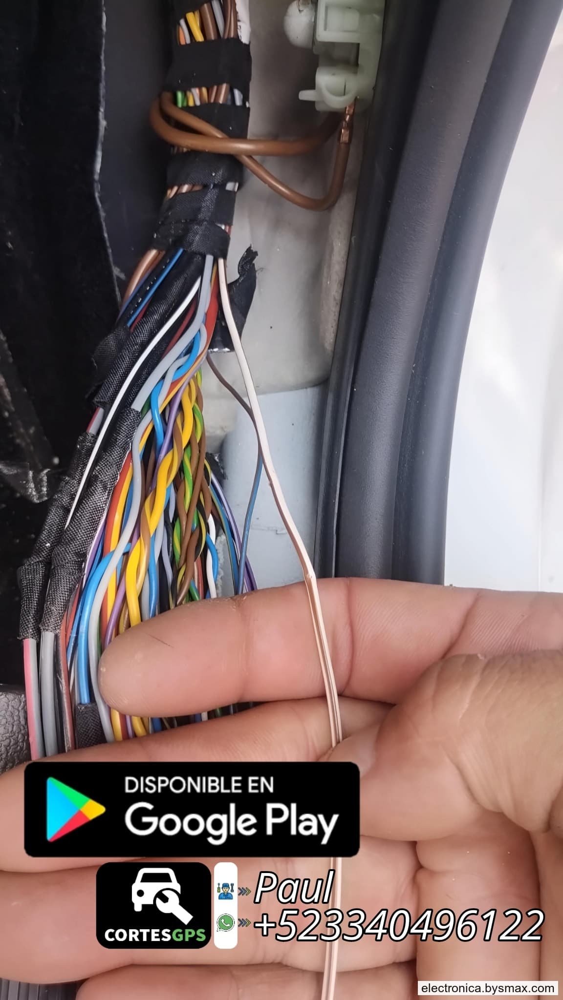 Paso 1: CORTE A LA BOMBA, CABLE COLOR BLANCO CON FRANJA CA