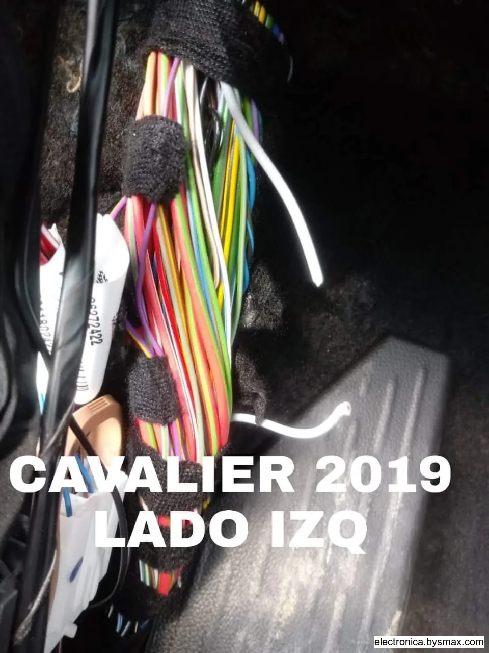 Paso 1: Tipo de Corte: Bomba
Color del Cable: Gris
Ubica