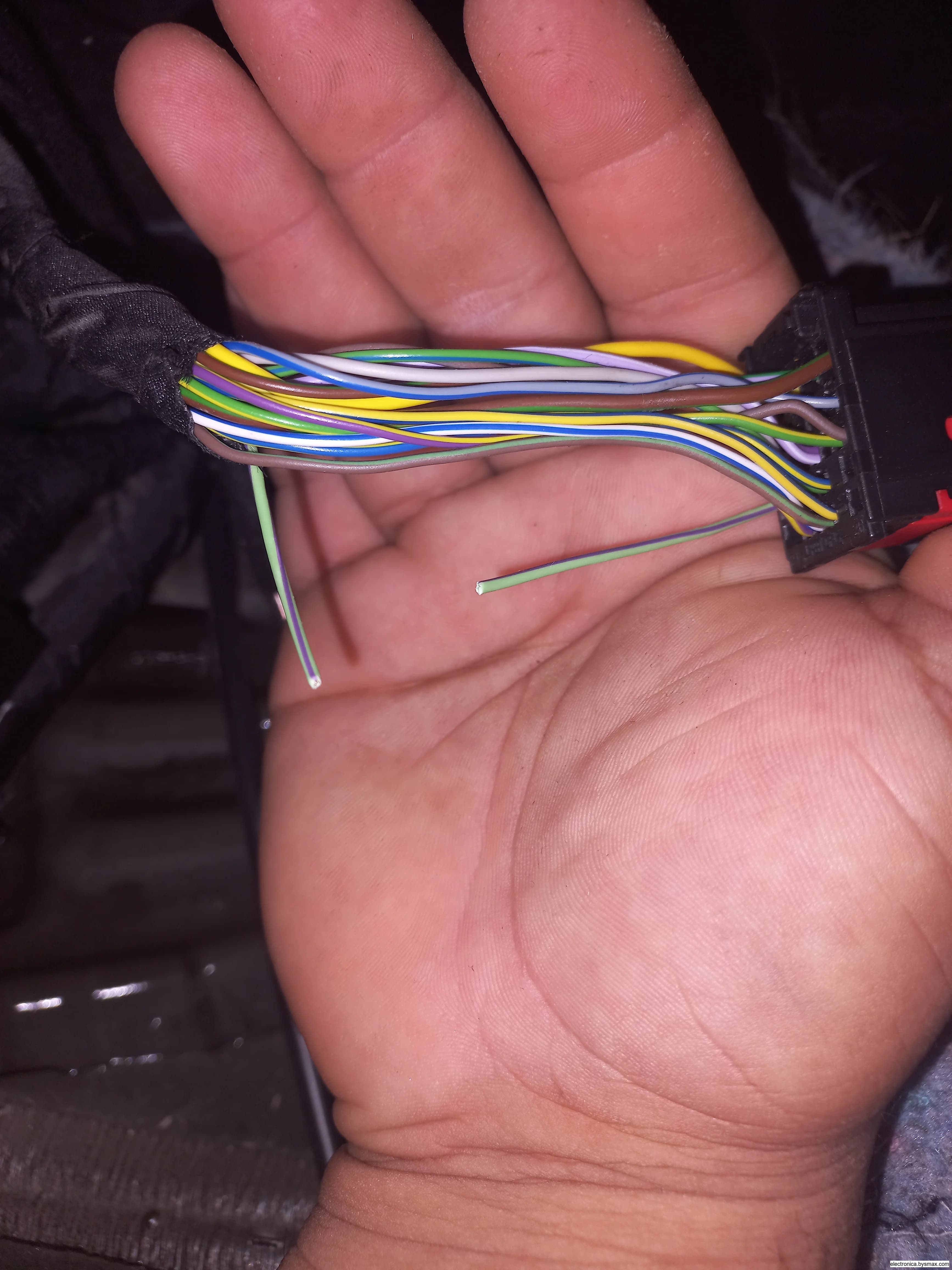 Paso 1: Tipo de Corte: Ignicion
Color del Cable: Verde lí
