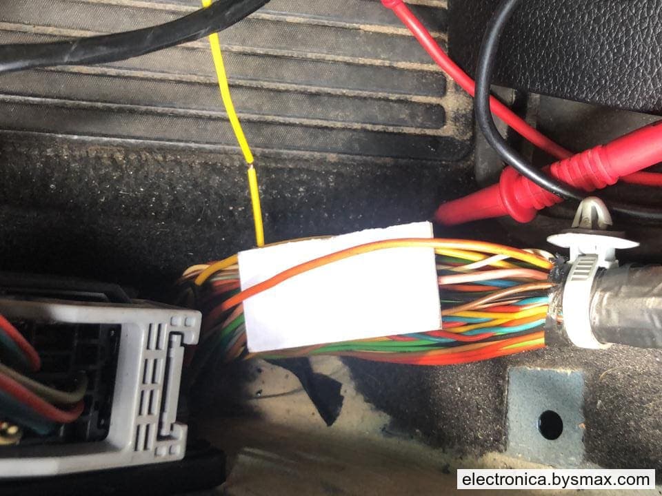 Paso 1: CORTE A LA BOMBA, CABLE COLOR NARANJA UBICADO EN E