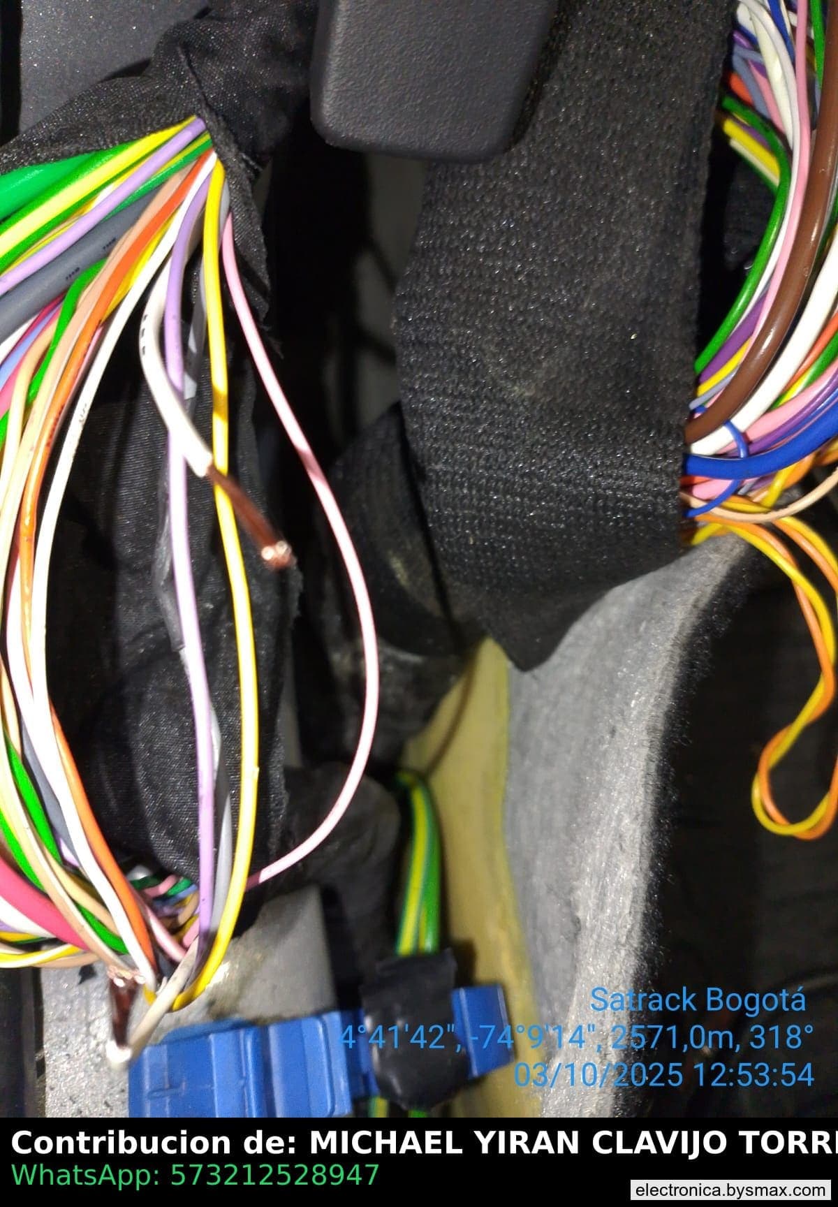 Paso 1: CABLE BLANCO LADO CONDUCTOR , IGNICIÓN